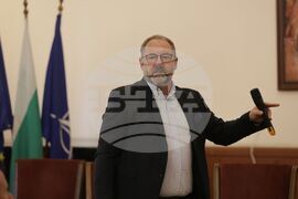 Централен военен клуб - Национално сдружение „Недвижими имоти“ - „Имотите на София“