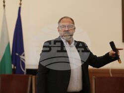 Централен военен клуб - Национално сдружение „Недвижими имоти“ - „Имотите на София“