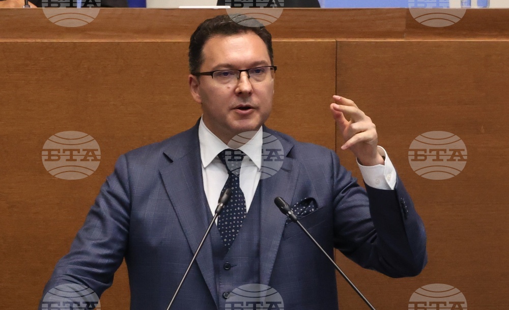 Даниел Митов пред "Таймс": Руски шпиони имат връзки с банди за незаконен трафик на мигранти