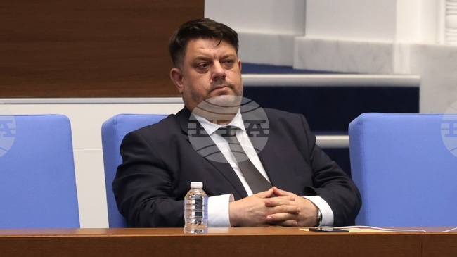 Новата процедура дава шанс част от нещата, които не успяхме да договорим в стария бюджет, да намерят място в новия, каза вицепремиерът Атанас Зафиров