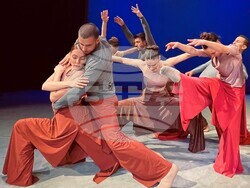 „Арабеск“ открива новия си сезон с премиерата на „BarrocoLife: Съвършеното несъвършенство“. Събитието е на 5 октомври в Музикалния театър, снимка – „Арабеск“