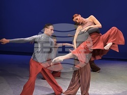 „Арабеск“ открива новия си сезон с премиерата на „BarrocoLife: Съвършеното несъвършенство“. Събитието е на 5 октомври в Музикалния театър, снимка – „Арабеск“