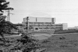 През 1950 г. е създаден Държавният библиотекарски институт (дн. Университет по библиотекознание и информационни технологии)