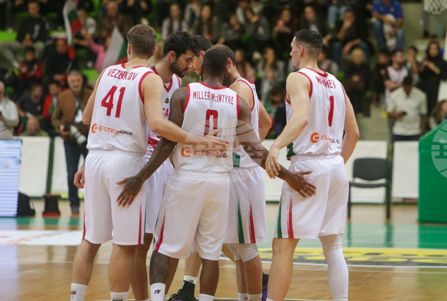 Общо 28 баскетболисти попаднаха в разширения състав на България за предварителните световни квалификации