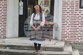 Търговище - фолклорен клуб „Омая“ - изложба „ПЪТЯТ към хорáта и хòрата“