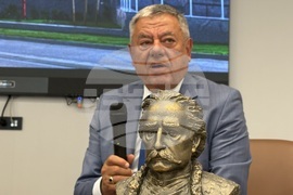 Самоков - комплекс „СамЕлион“ - Петър Георгиев - награждаване