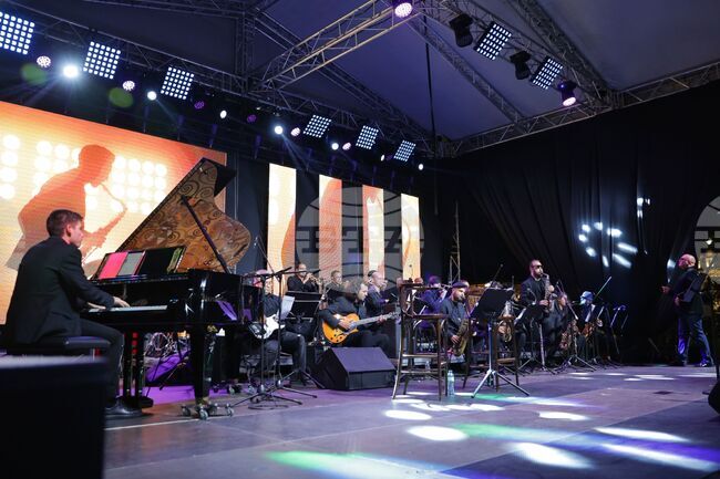 Нека обичаме София и нека я оставим по-добра на бъдещите поколения, каза Васил Терзиев на концерта "София звучи с вяра, надежда и любов"