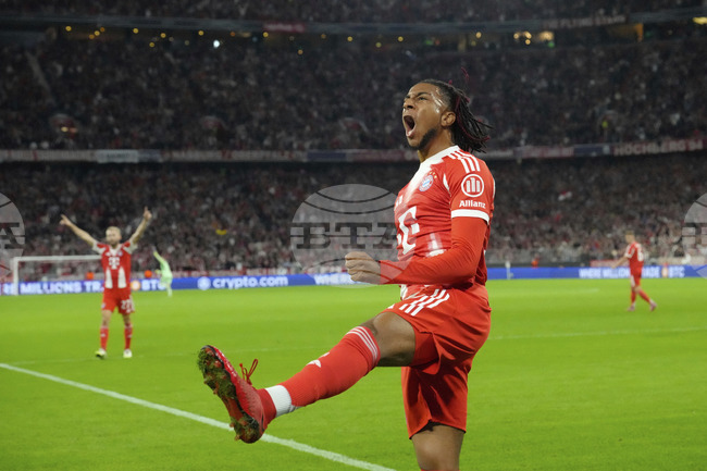 Бившият изпълнителен директор на Байерн Мюнхен Карл-Хайнц Румениге постави Майкъл Олисе редом до имена като Франк Рибери и Ариен Робен