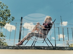 Новата песен на Ваня Щерева е вдъхновена от лятото и личния избор да го носиш в душата си, дори навън да е буря, снимка – екип