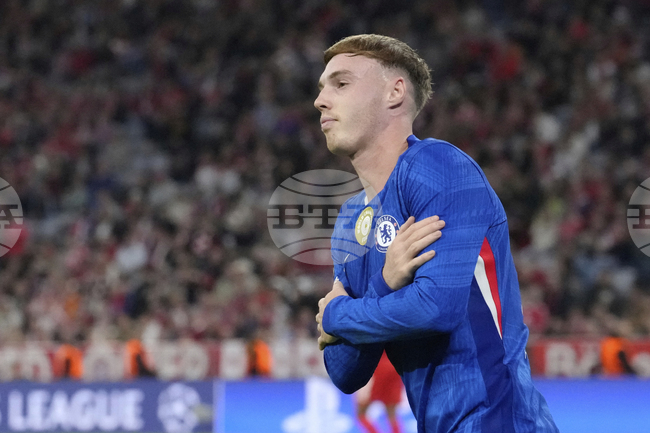 Мениджърът на Челси Енцо Мареска се надява Коул Палмър да избегне операция