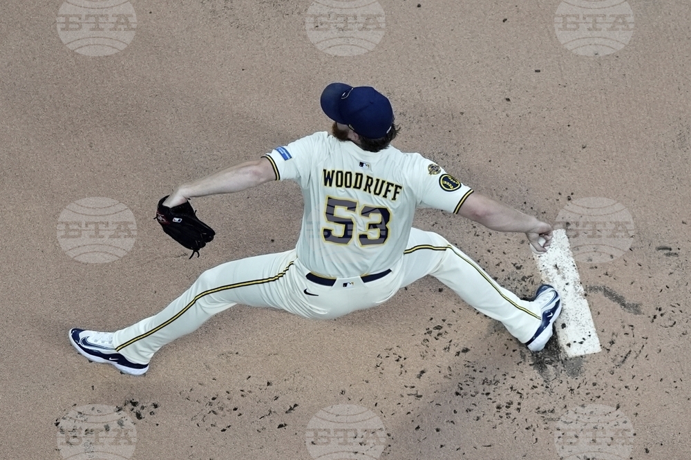 Angels Brewers Baseball