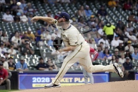 Angels Brewers Baseball