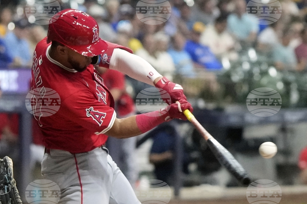 Angels Brewers Baseball