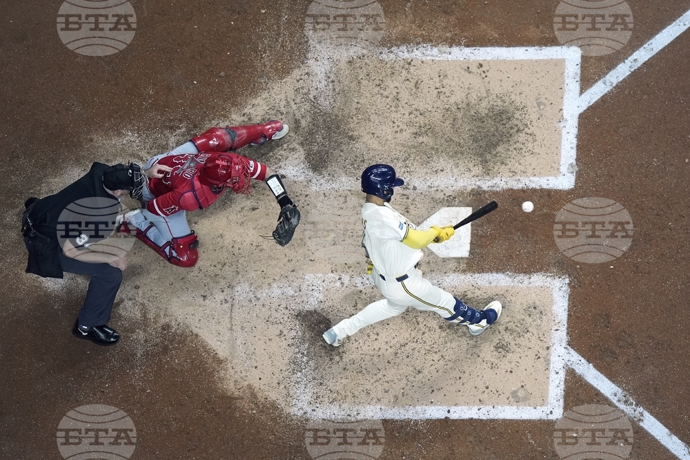 Angels Brewers Baseball