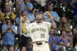 Angels Brewers Baseball