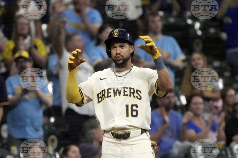 Angels Brewers Baseball