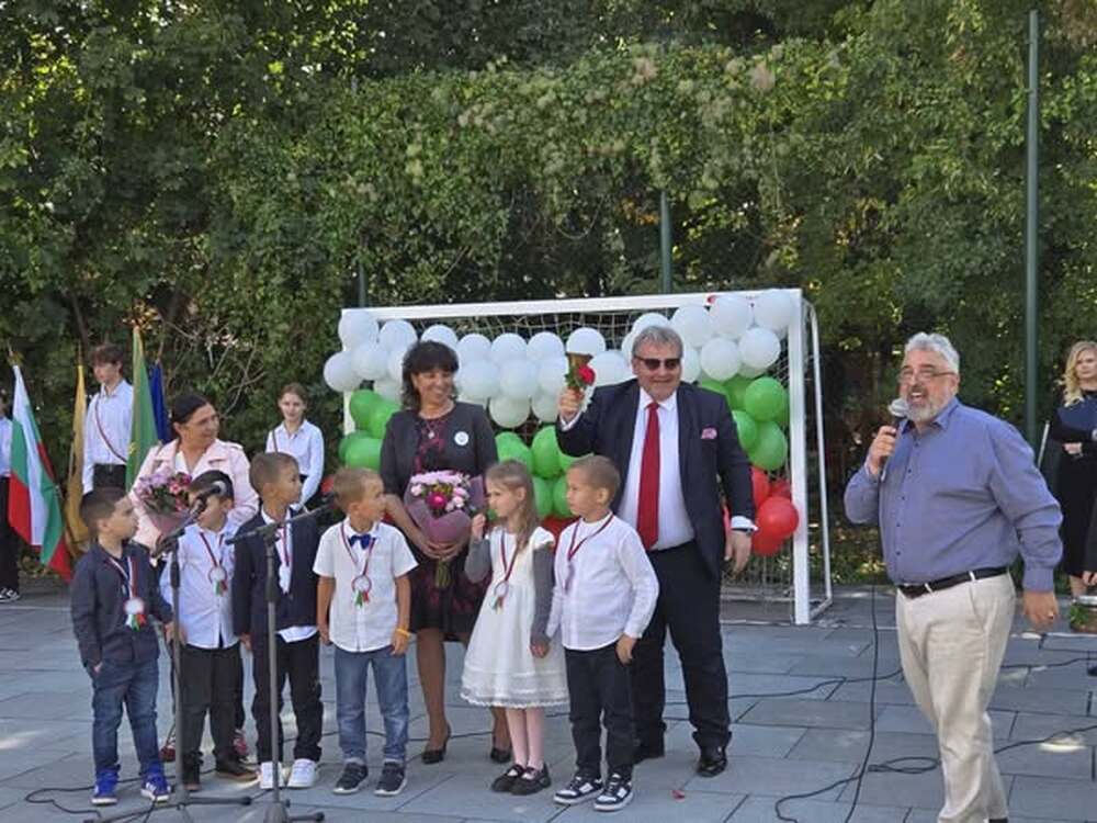 Новата учебна година в Българското средно училище „Христо Ботев“ в Братислава беше открита на 17 септември