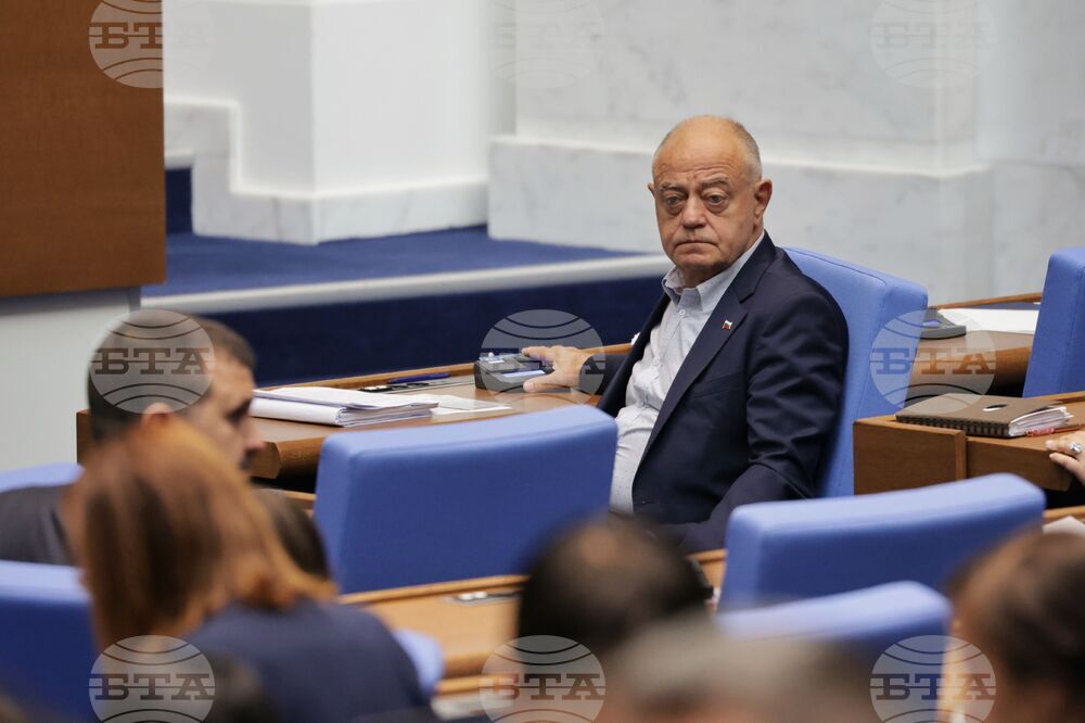 Democratic Bulgaria Chair Atanassov: Parliament Blockade Aims to Show Who Runs the Country