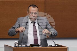 Народно събрание - заседание - Хамид Хамид