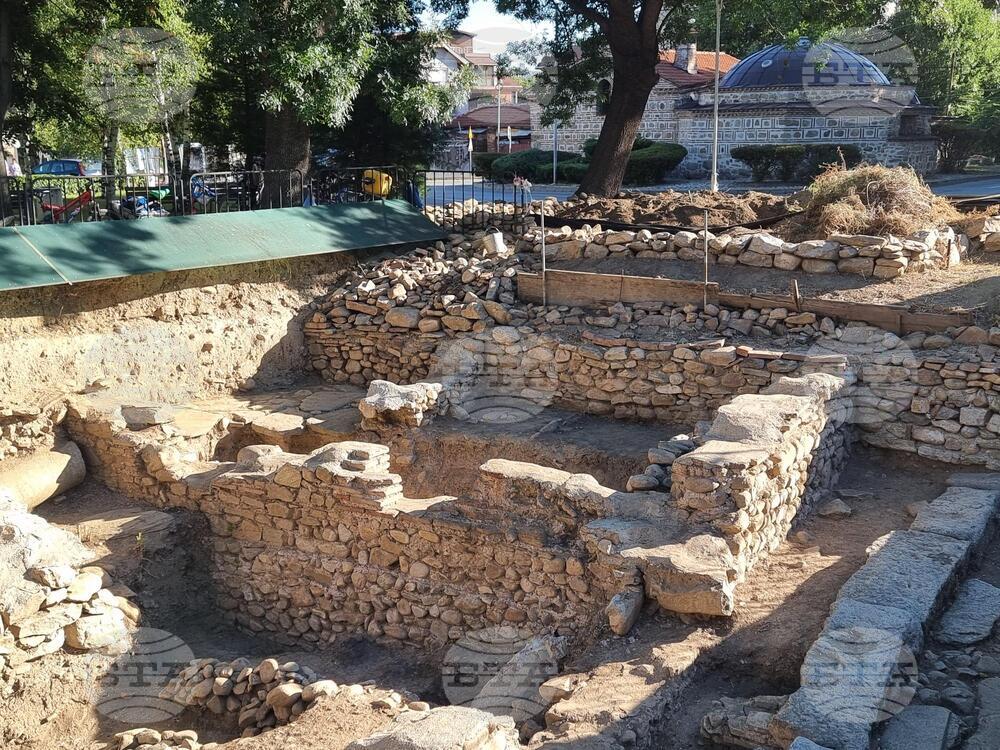 В Кюстендил започна проект по разширяване на археологически разкопки в централната градска част 