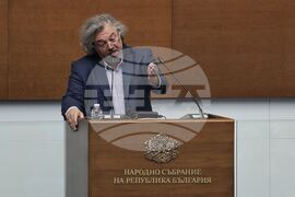 Народно събрание - заседание - Манол Пейков