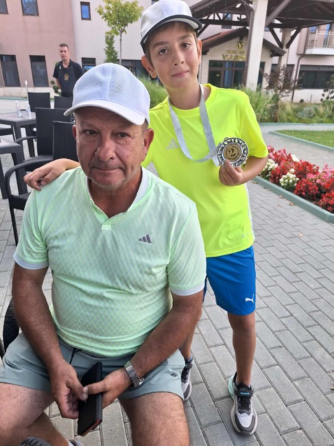 В спортен клуб по ловна стрелба „Мисионис“ в Търговище тренират състезатели от региона и страната 