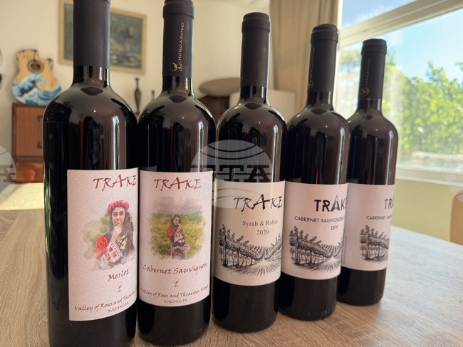 Винарска изба "Черганово" край Казанлък предлага вино от нехарактерния за района стар български сорт Гъмза