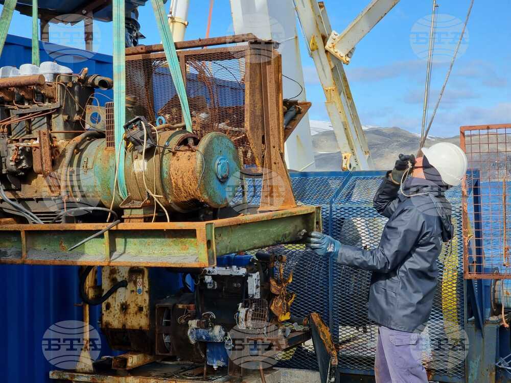 Ден 62 - остров Ливингстън - разчистване на скрапа