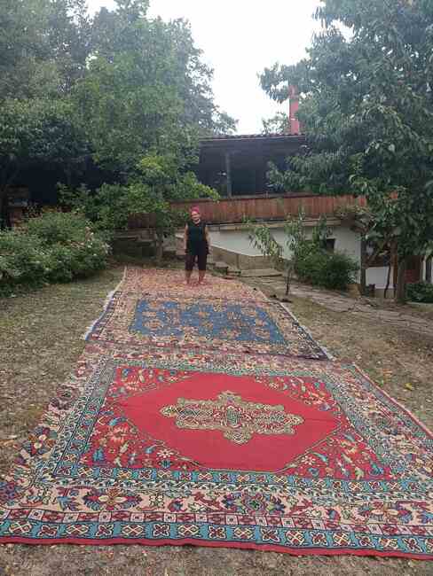 В село Медвен ще бъде открита изложбата под открито небе „100 килима от Котленско“ 