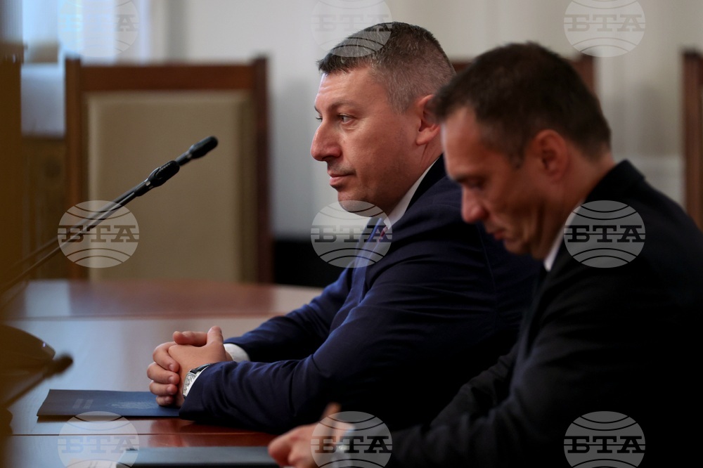 Парламент - Комисия за контрол над службите за сигурност - закрито заседание