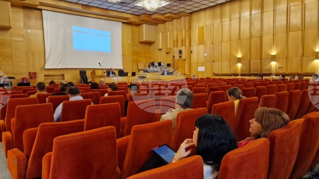 Имотни, финансови и инвестиционни въпроси ще разглеждат на последното си заседание за годината съветниците в Перник