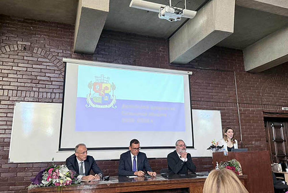 Факултетът по науки за образованието на СУ си партнира със Столичната община в обучителни програми за директори и учители в детските градини