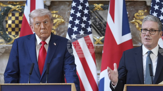 Киър Страмър и Доналд Тръмп обсъдиха въпросите за Русия и Украйна и за САЩ и Иран след преговорите в Женева