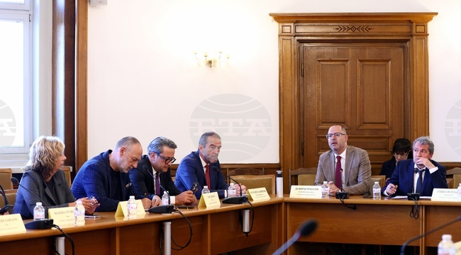  Министерството на културата разработва ваучер за култура за групи в риск