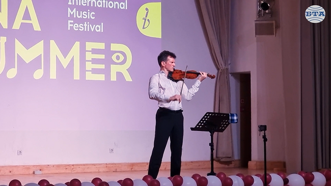 Светлин Русев пред БТА: Трудността при свиренето на капризите на Паганини служи на гениалната музика, която е съчинил