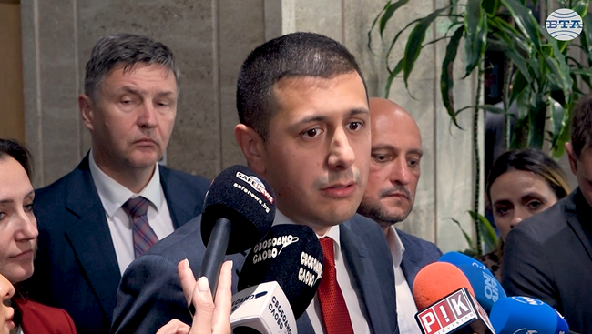 Самата опозиция знаеше, че няма как да мине, заявиха от "БСП-Обединена левица" след неуспешния вот на недоверие