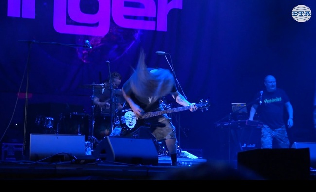 Rebel Rebel – глобална енергия от световни звезди