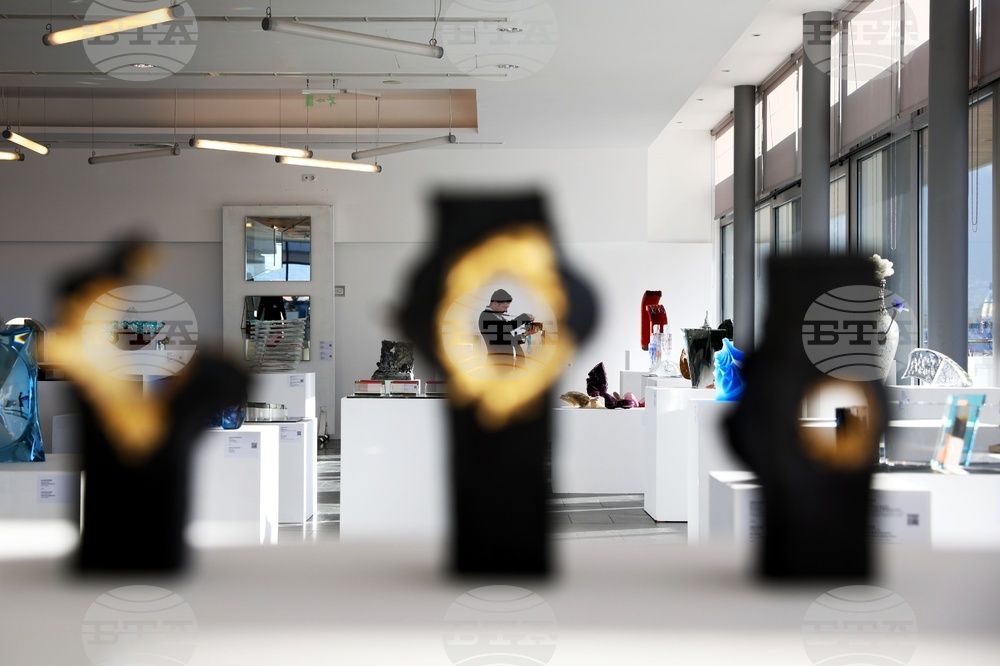 Международно биенале на стъклото 2025