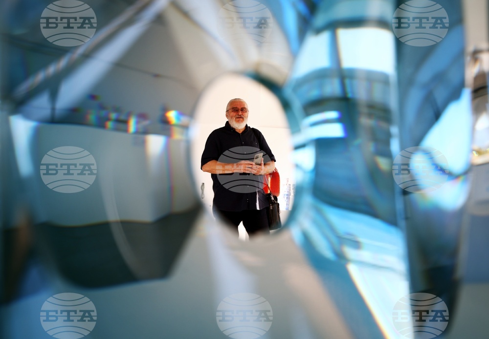 Международно биенале на стъклото 2025