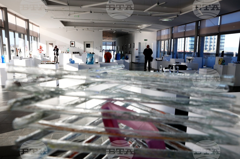 Международно биенале на стъклото 2025