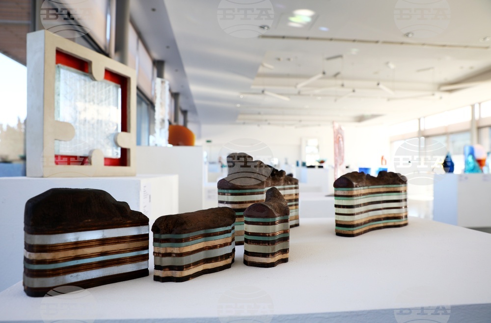 Международно биенале на стъклото 2025