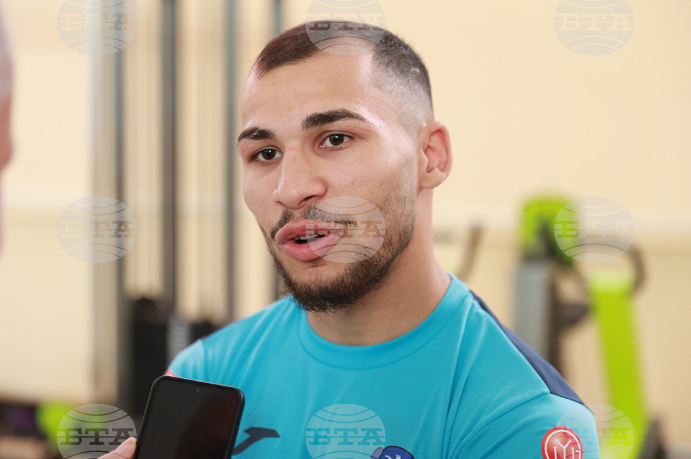 Радослав Росенов се класира за финала на европейското първенство по бокс за мъже до 23 години