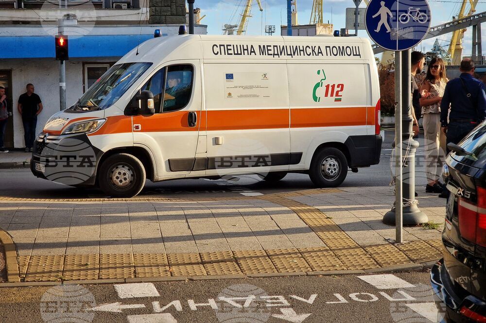 Дете с електрическа тротинетка пострада при катастрофа във Враца