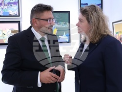 „Острови на светлината"- изложба - откриване