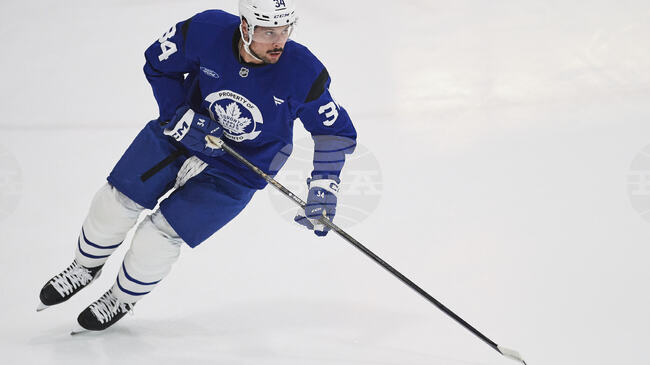 Звездата на Торонто Остън Матюс ще отсъства от игра поне седмица поради контузия 