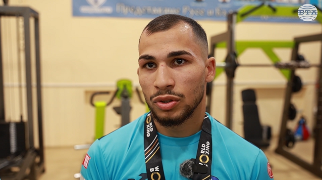 Радослав Росенов е убеден, че разнообразния стил и спокойствието могат да му донесат още победи на ринга