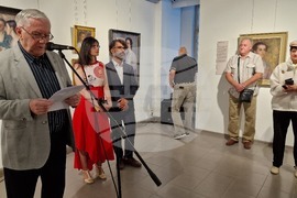 Шумен - „… и продължавах да рисувам сама“ - изложба