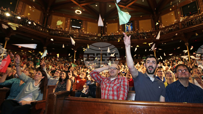 Церемонията за Антинобеловите награди се мести от САЩ в Европа заради опасения от визови проблеми