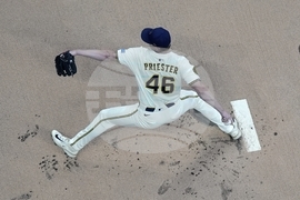 Angels Brewers Baseball