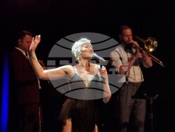 Postmodern Jukebox изправиха публиката в София на крака, снимка – Даниел Димитров/БТА